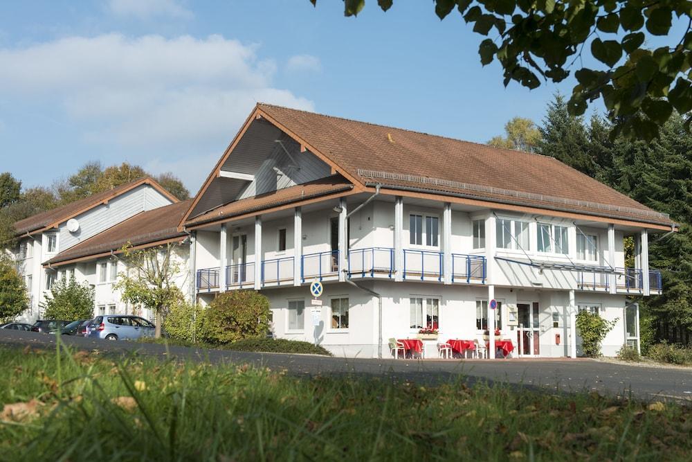 Ibis Kassel Melsungen Hotel Bagian luar foto