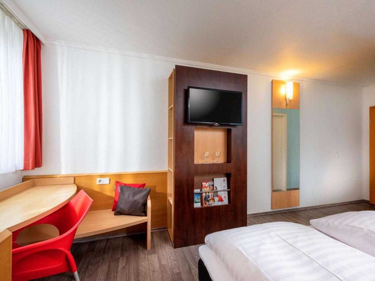 Ibis Kassel Melsungen Hotel Bagian luar foto