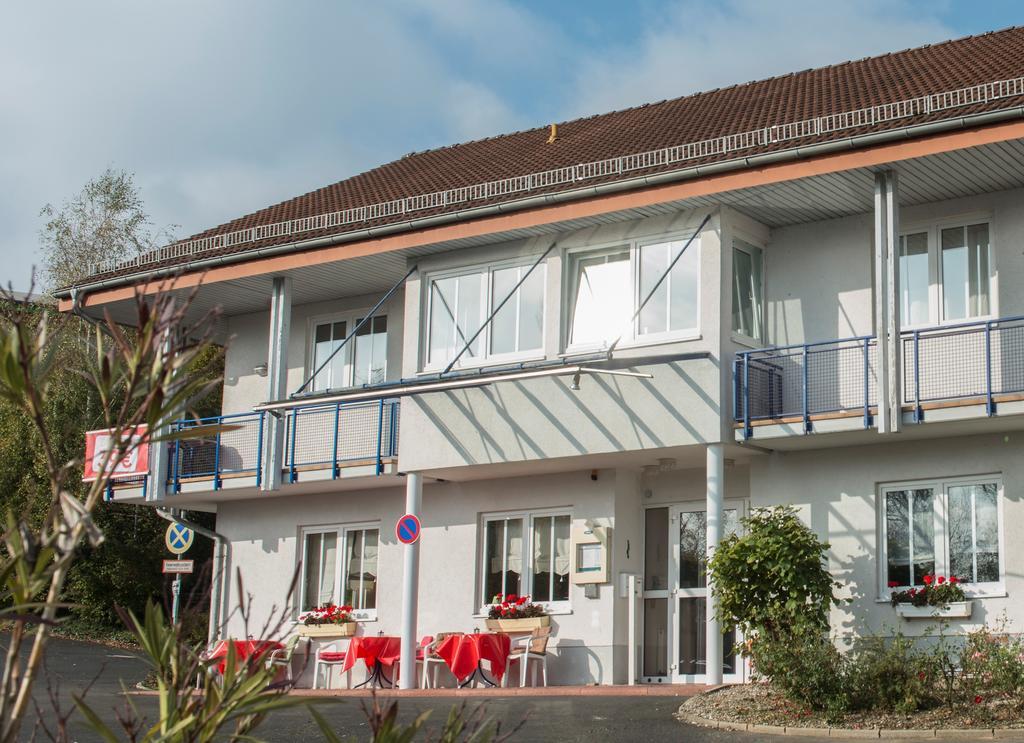 Ibis Kassel Melsungen Hotel Bagian luar foto